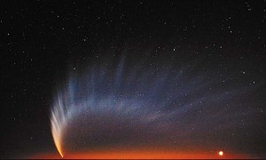 night time sky comet