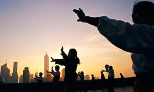 tai-chi-practice-rooftop-small-300