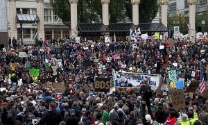 occupy portland crowd