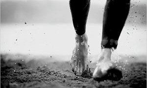 barefoot-running-small-300