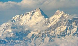 himalaya-mountain-range-small-300