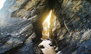 visionary-rocks-beach-light-of-heaven-small-300